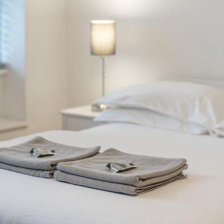 Soho & Covent Garden Apartment, Sleeps 3 Londres Exterior foto