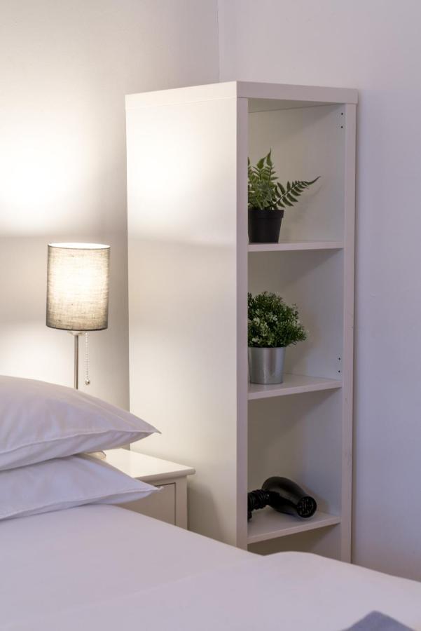Soho & Covent Garden Apartment, Sleeps 3 Londres Exterior foto