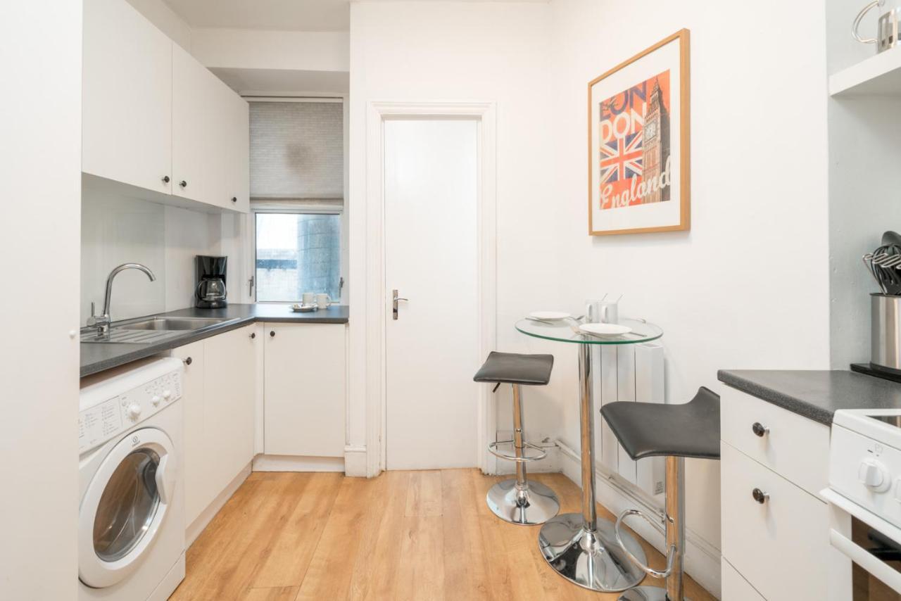 Soho & Covent Garden Apartment, Sleeps 3 Londres Exterior foto