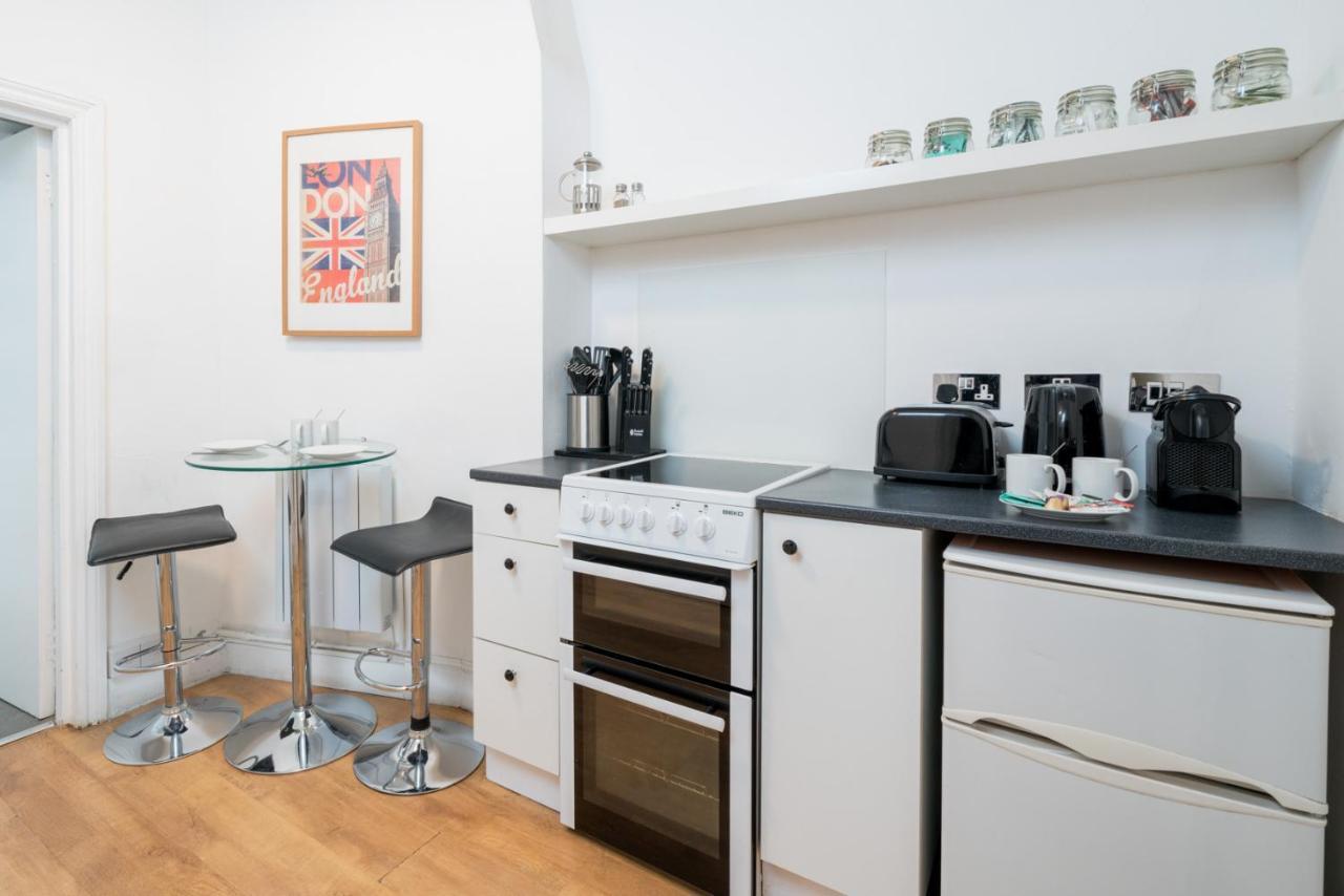 Soho & Covent Garden Apartment, Sleeps 3 Londres Exterior foto
